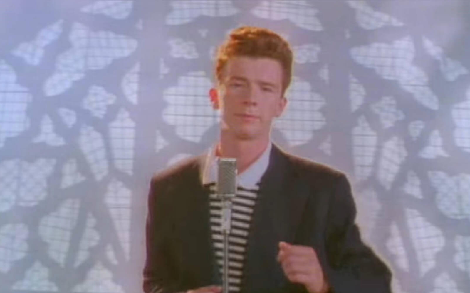 Anonymous are now 'rickrolling' Isis