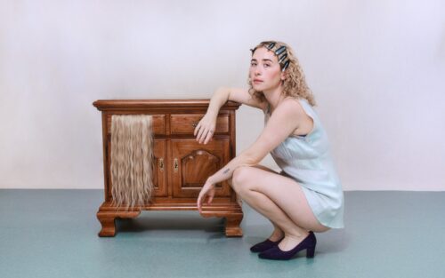 BLONDSHELL (1)