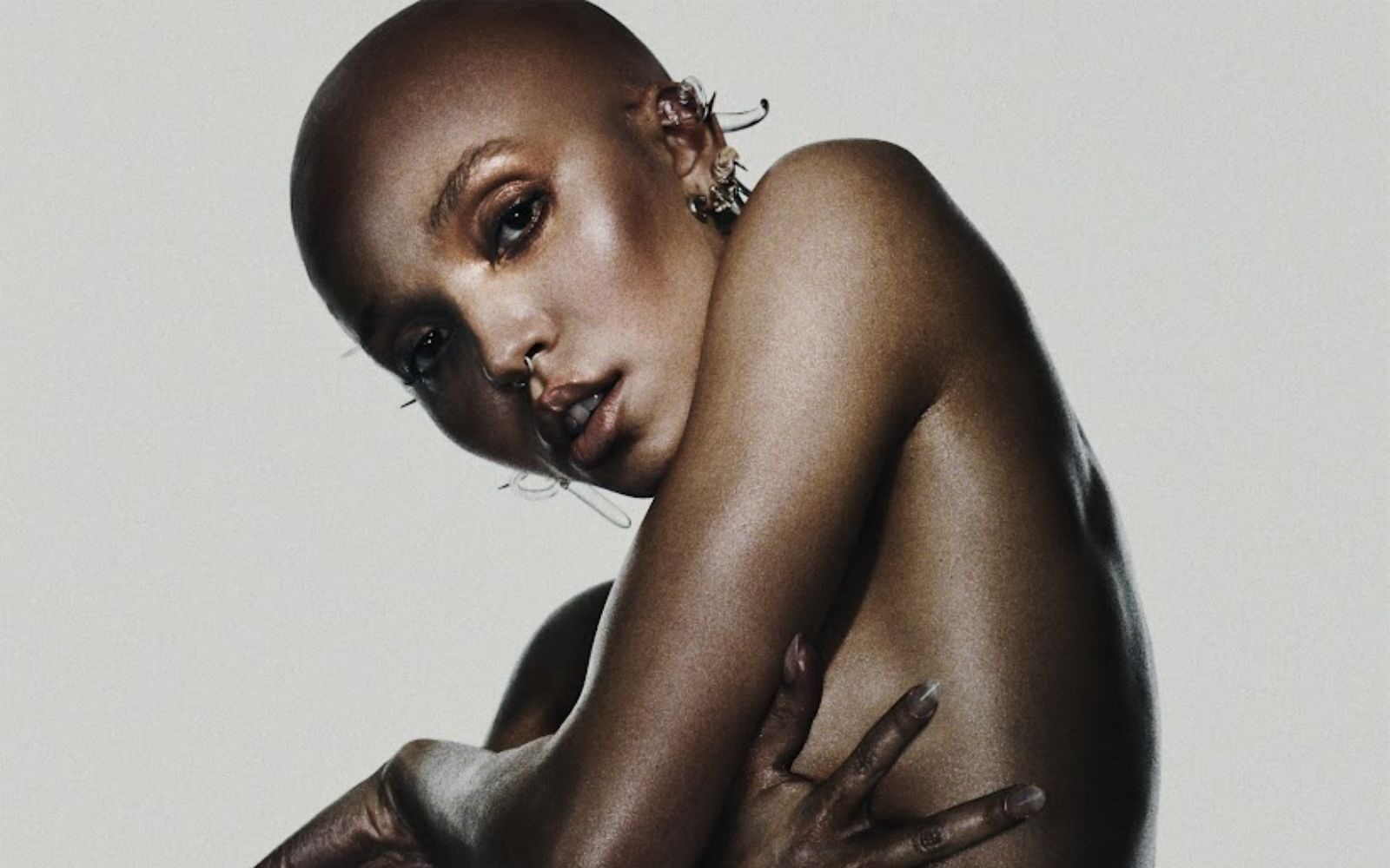 FKA twigs hero